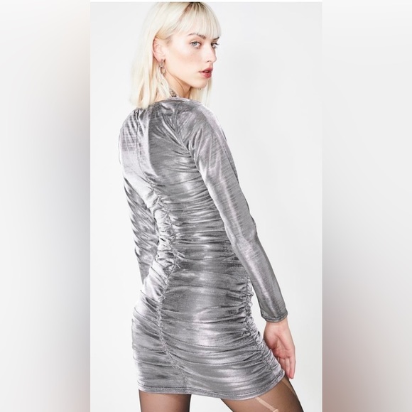 NWT Tiger Mist. Belle Silver Asymmetric Neck Bodycon Mini Dress Waist Cut Out - Picture 5 of 11